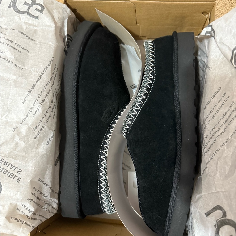 UGG Men's Black Tasman Slipper